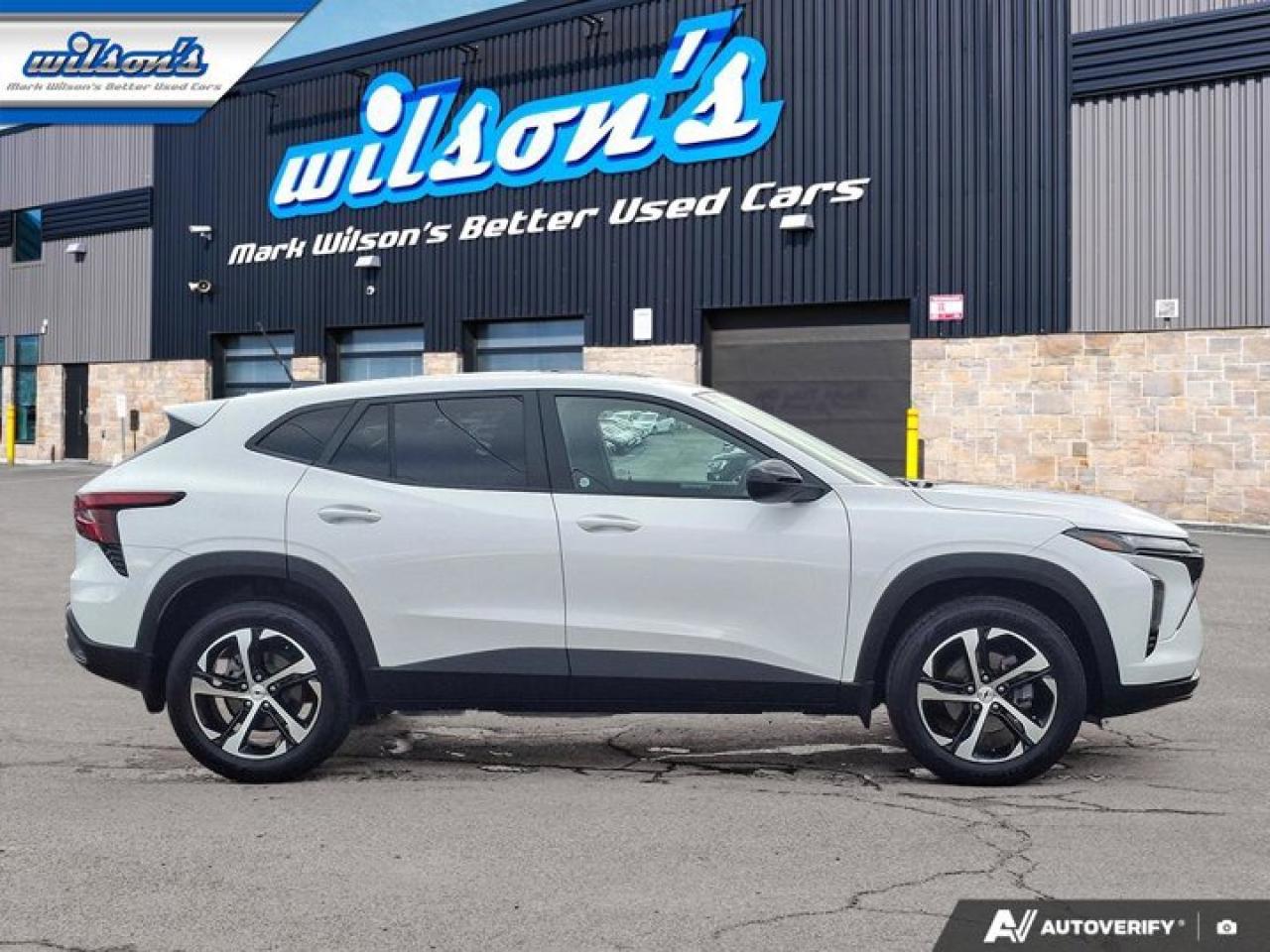 2024 Chevrolet Trax 1RS | Sunroof | Heated Wheel + Seats | CarPlay + Android | Rear Camera | Alloy Wheels and More ! Photo