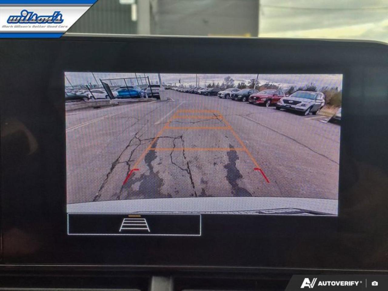 2024 Chevrolet Trax 1RS | Sunroof | Heated Wheel + Seats | CarPlay + Android | Rear Camera | Alloy Wheels and More ! Photo