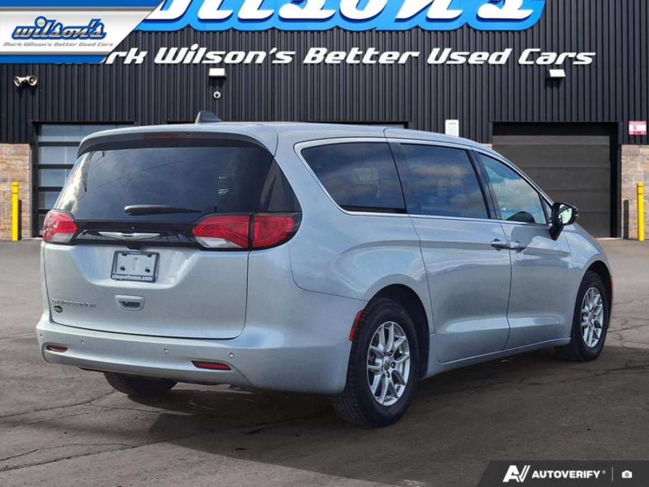 2024 Dodge Grand Caravan SXT | NAV | Heated Seats + Steering | Power Sliding Doors | BSM | Carplay & Android Auto Photo4