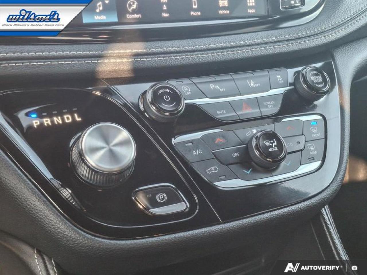 2025 Chrysler Pacifica Limited | Adaptive Cruise | BSM | Heated Steering | Cooled and Heated Seats | Remote Start and More! Photo