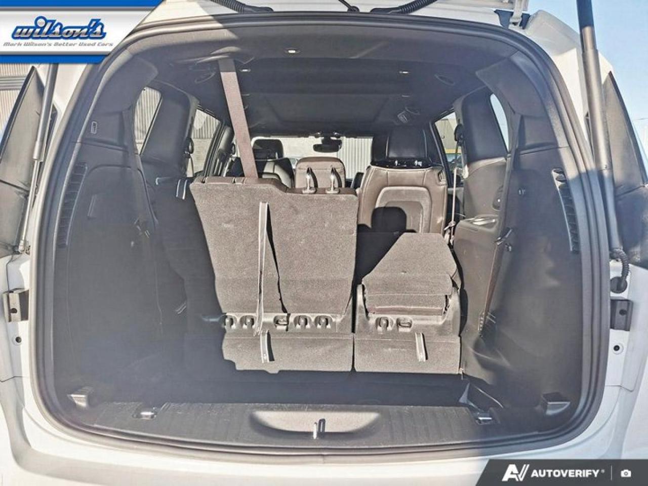 2025 Chrysler Pacifica Limited | Remote Start | Adaptive Cruise | BSM | Heated Steering | Cooled and Heated Seats & More ! Photo