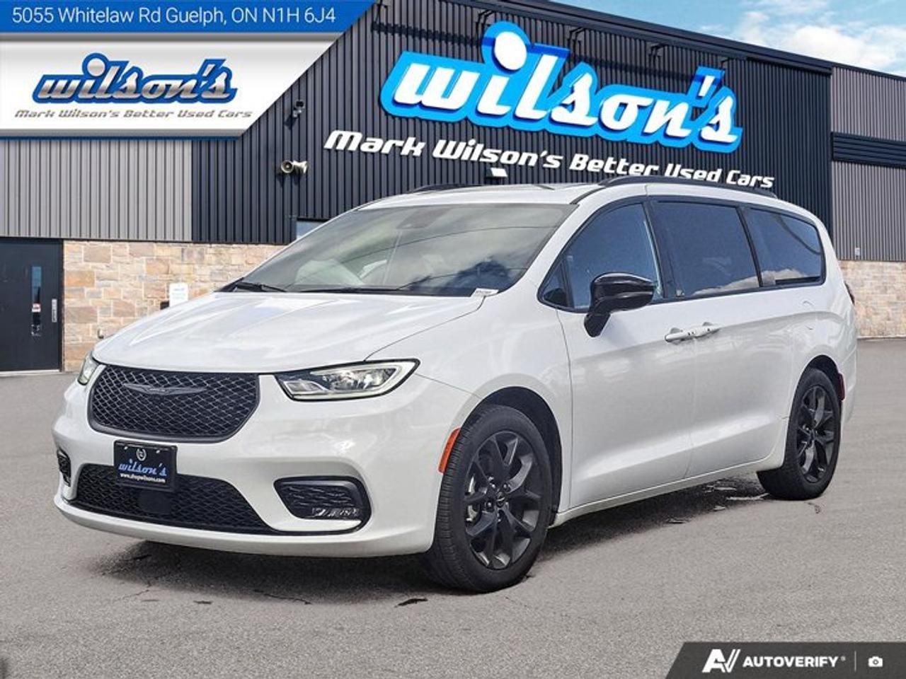2025 Chrysler Pacifica Limited | Adaptive Cruise | Hot + Cold Seats | Heated Steering & More ! Photo