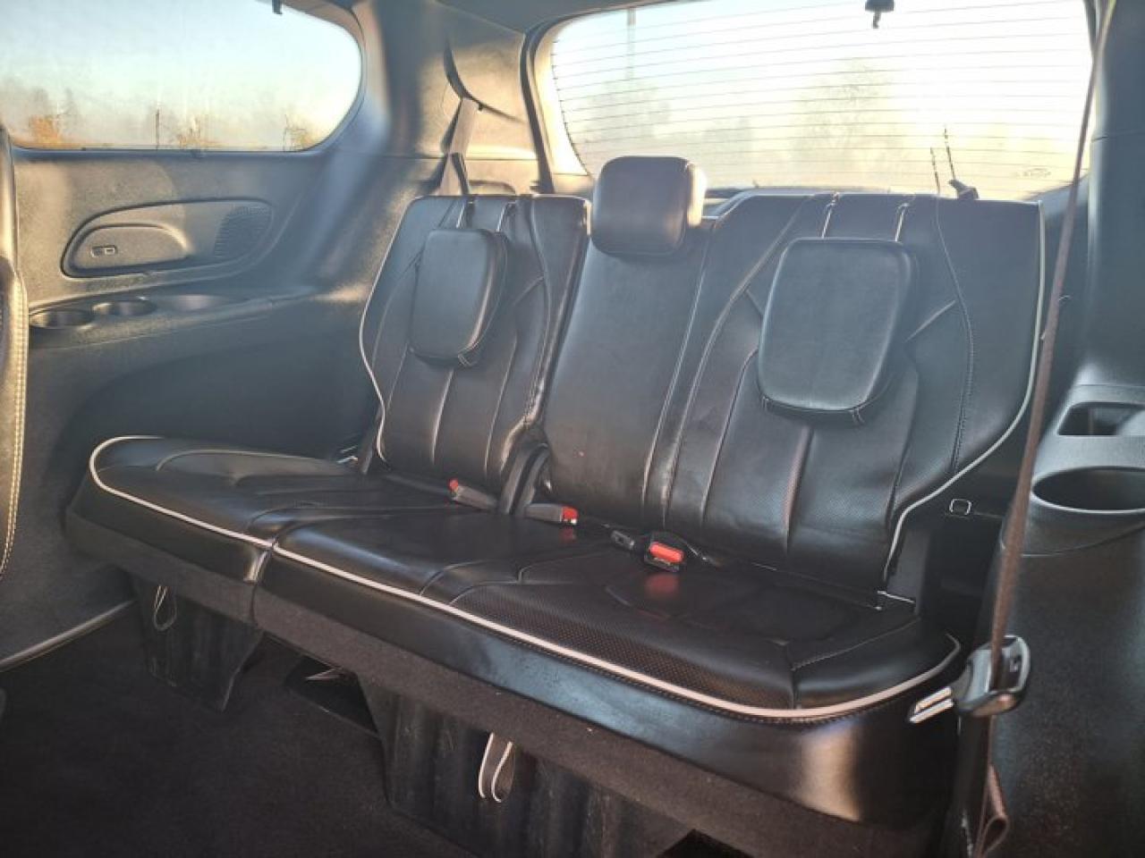 2025 Chrysler Pacifica Limited | Heated Steering | Cooled and Heated Seats| Remote Start | Adaptive Cruise | BSM & More ! Photo