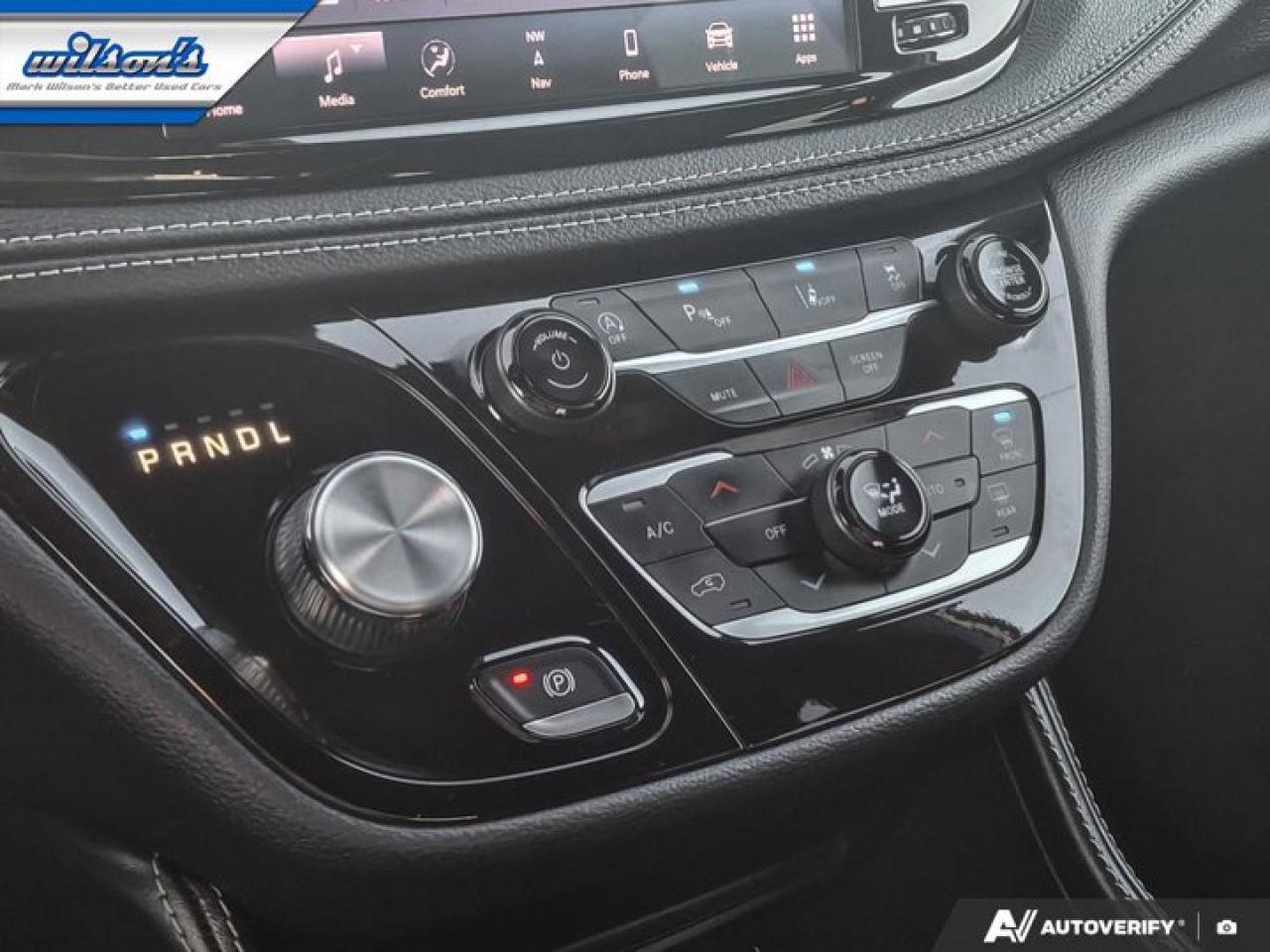 2025 Chrysler Pacifica Limited | Heated Steering | Cooled and Heated Seats| Remote Start | Adaptive Cruise | BSM & More ! Photo