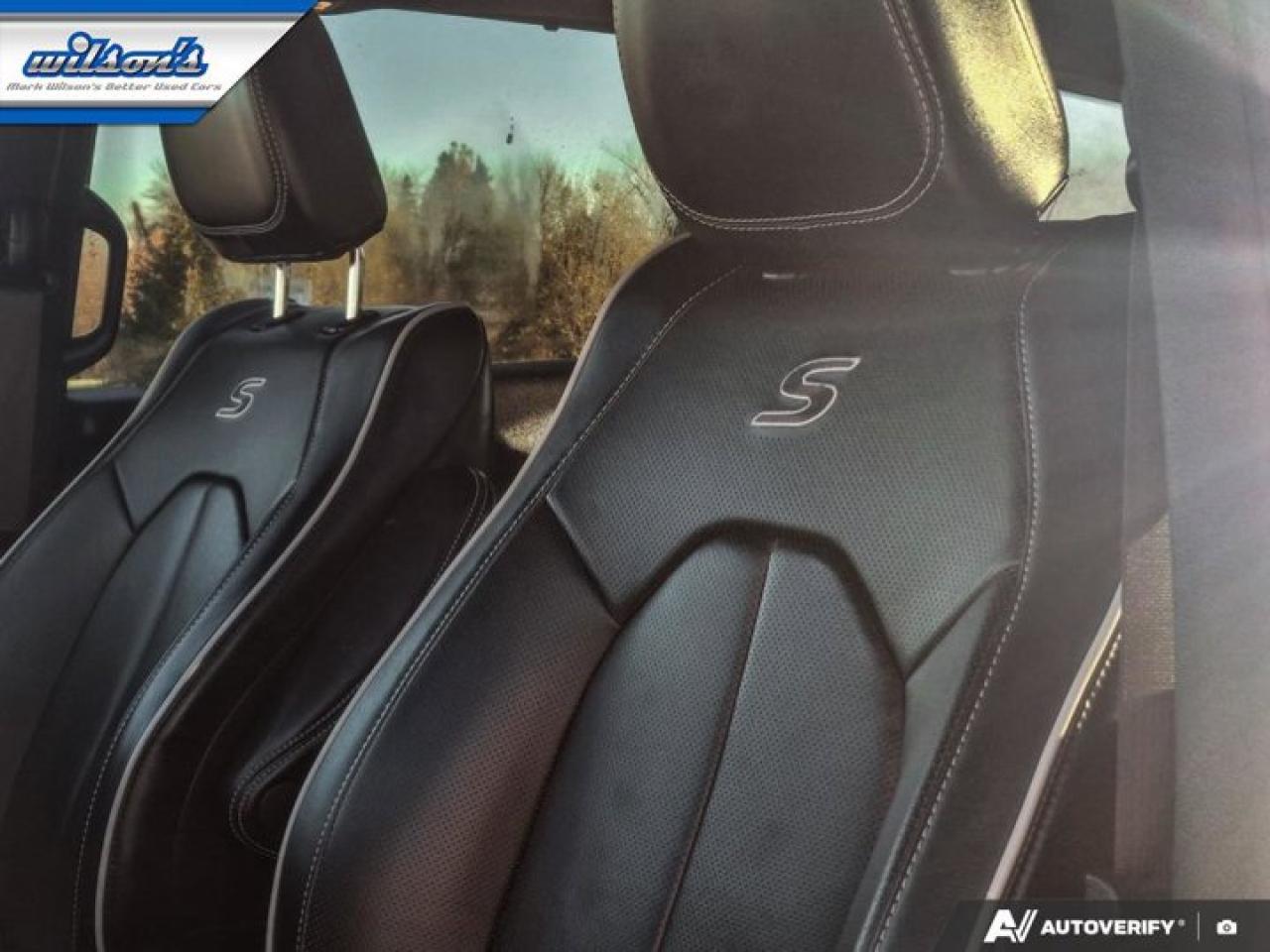 2025 Chrysler Pacifica Limited | Heated Steering | Cooled and Heated Seats| Remote Start | Adaptive Cruise | BSM & More ! Photo