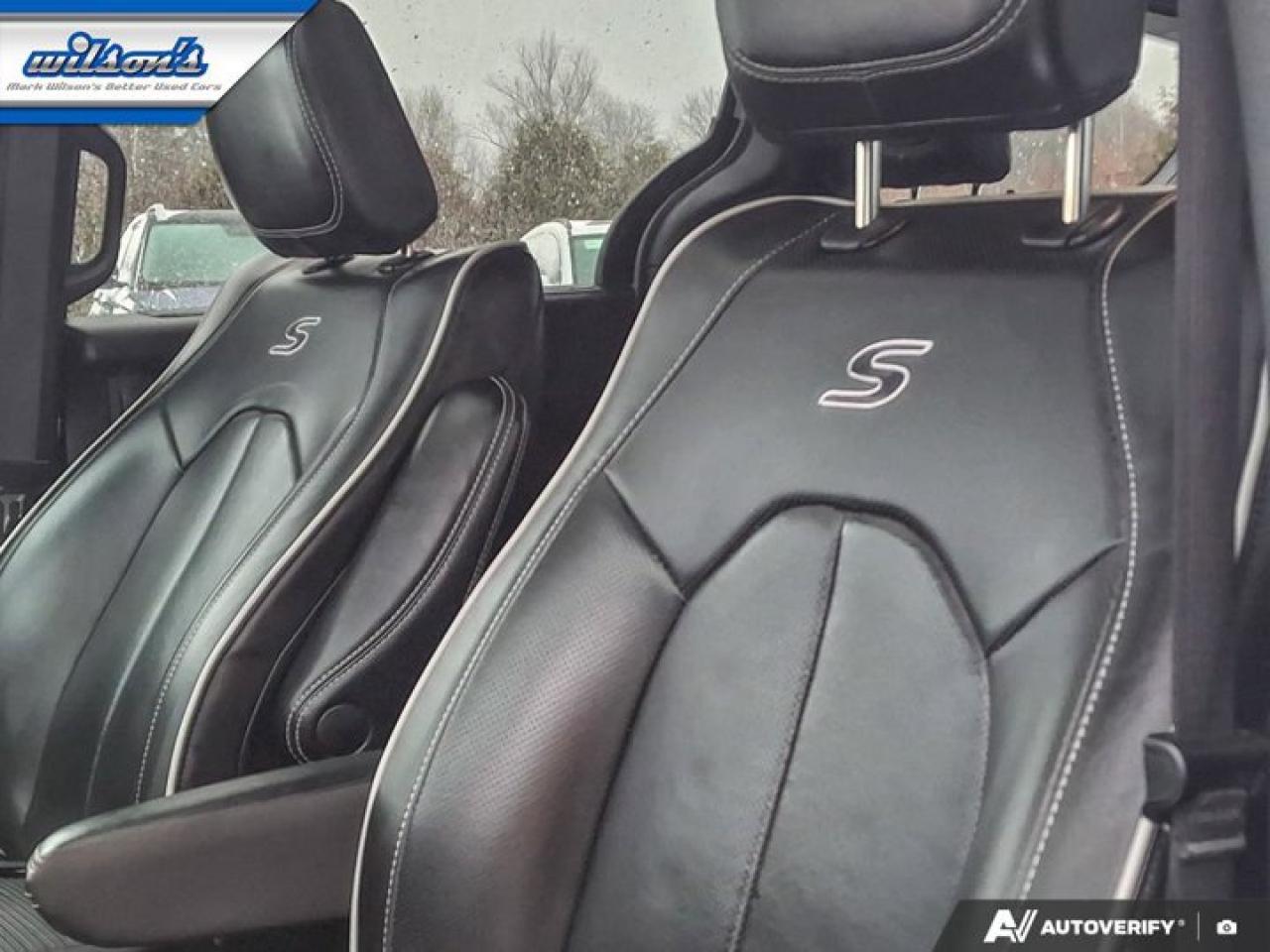 2025 Chrysler Pacifica Limited | Adaptive Cruise | BSM| Heated Steering | Cooled and Heated Seats| Remote Start & More ! Photo