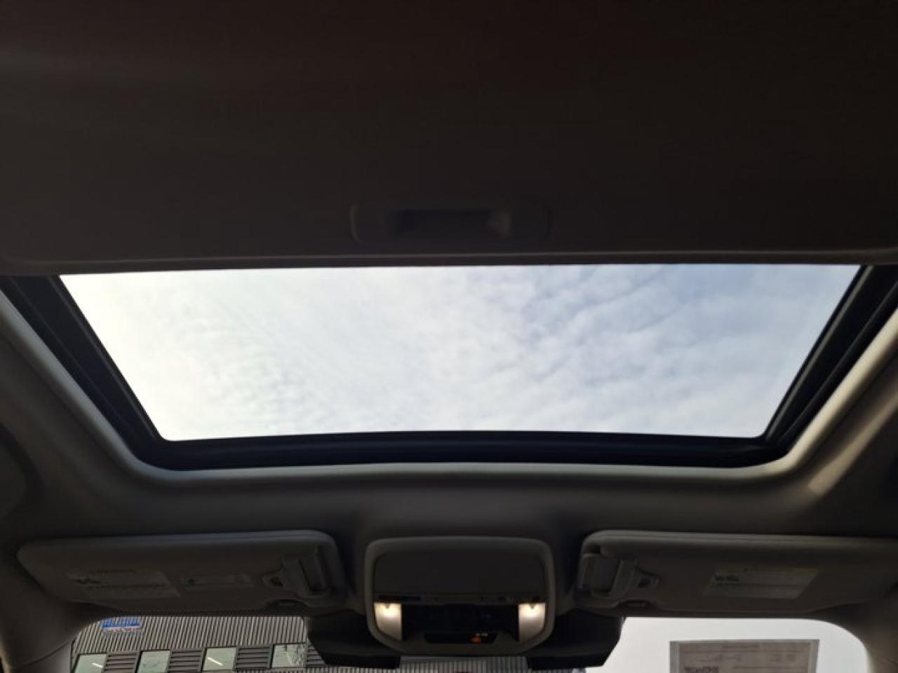 2023 Subaru Forester Touring AWD | Adaptive Cruise | CarPlay | Android Auto | Heated Seats & Steering | and More ! Photo