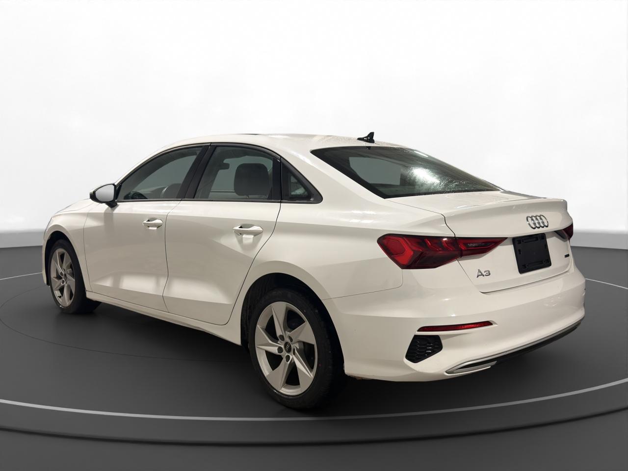 2022 Audi A3 Komfort Photo4