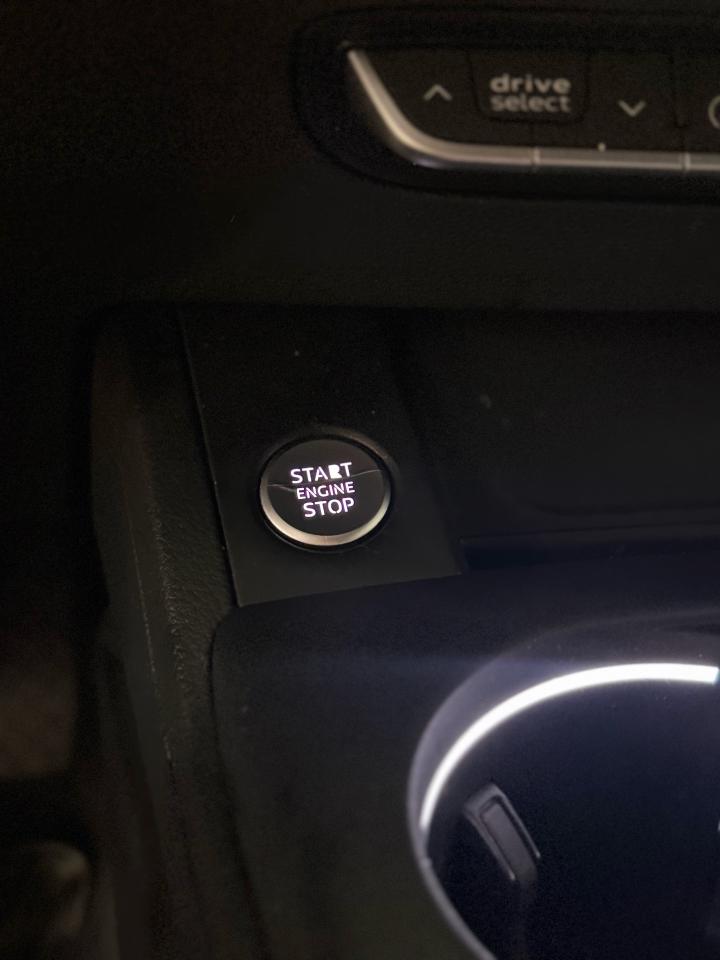 2017 Audi A4 4dr Sdn Auto Progressiv quattro - Photo #16