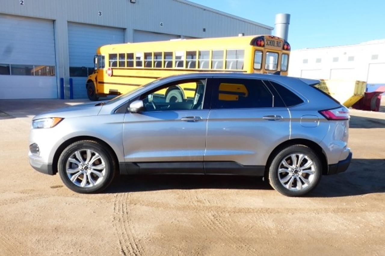 2024 Ford Edge Titanium AWD w/Htd Leather, pano S/R, BUC - Photo #1