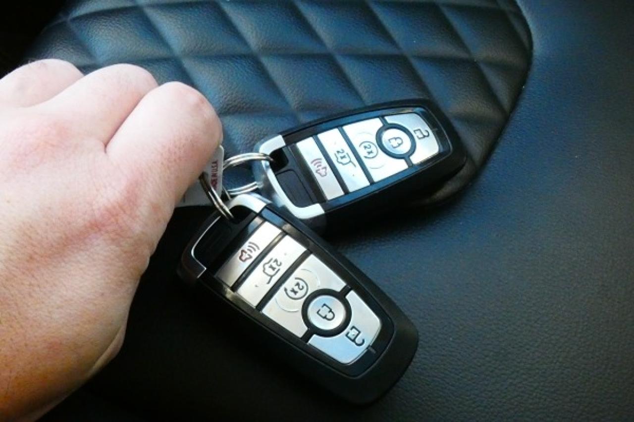 2024 Ford Edge Titanium AWD w/Htd Leather, pano S/R, BUC - Photo #21