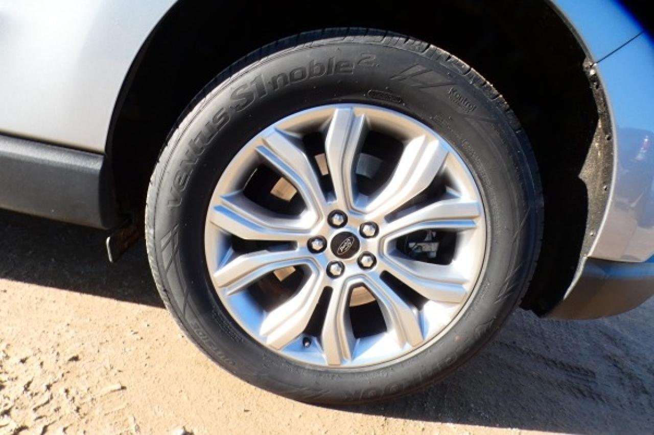 2024 Ford Edge Titanium AWD w/Htd Leather, pano S/R, BUC - Photo #19