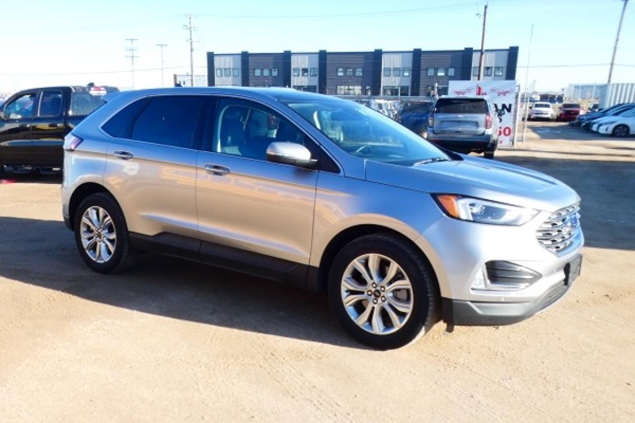 2024 Ford Edge Titanium AWD w/Htd Leather, pano S/R, BUC - Photo #4