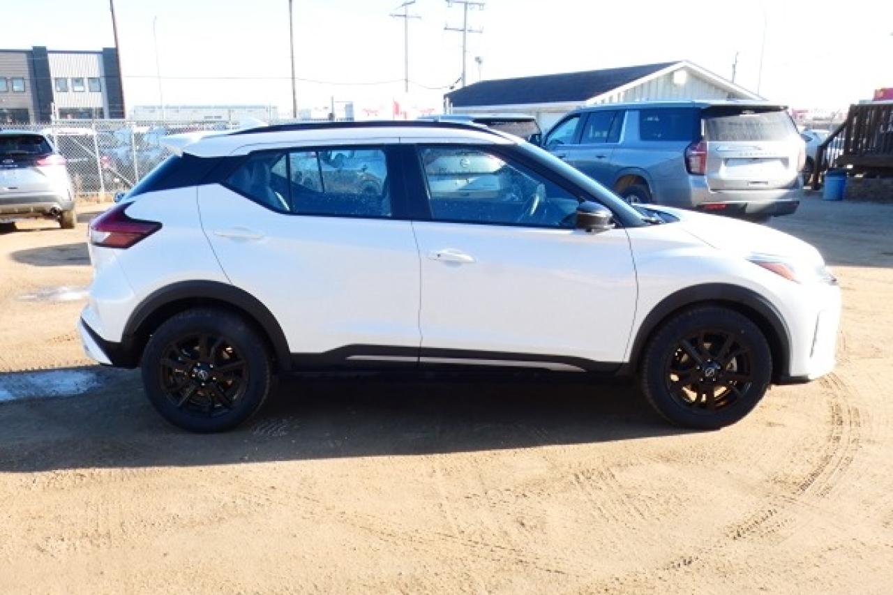 2024 Nissan Kicks SR FWD w/Htd Leather, BUC - Photo #5