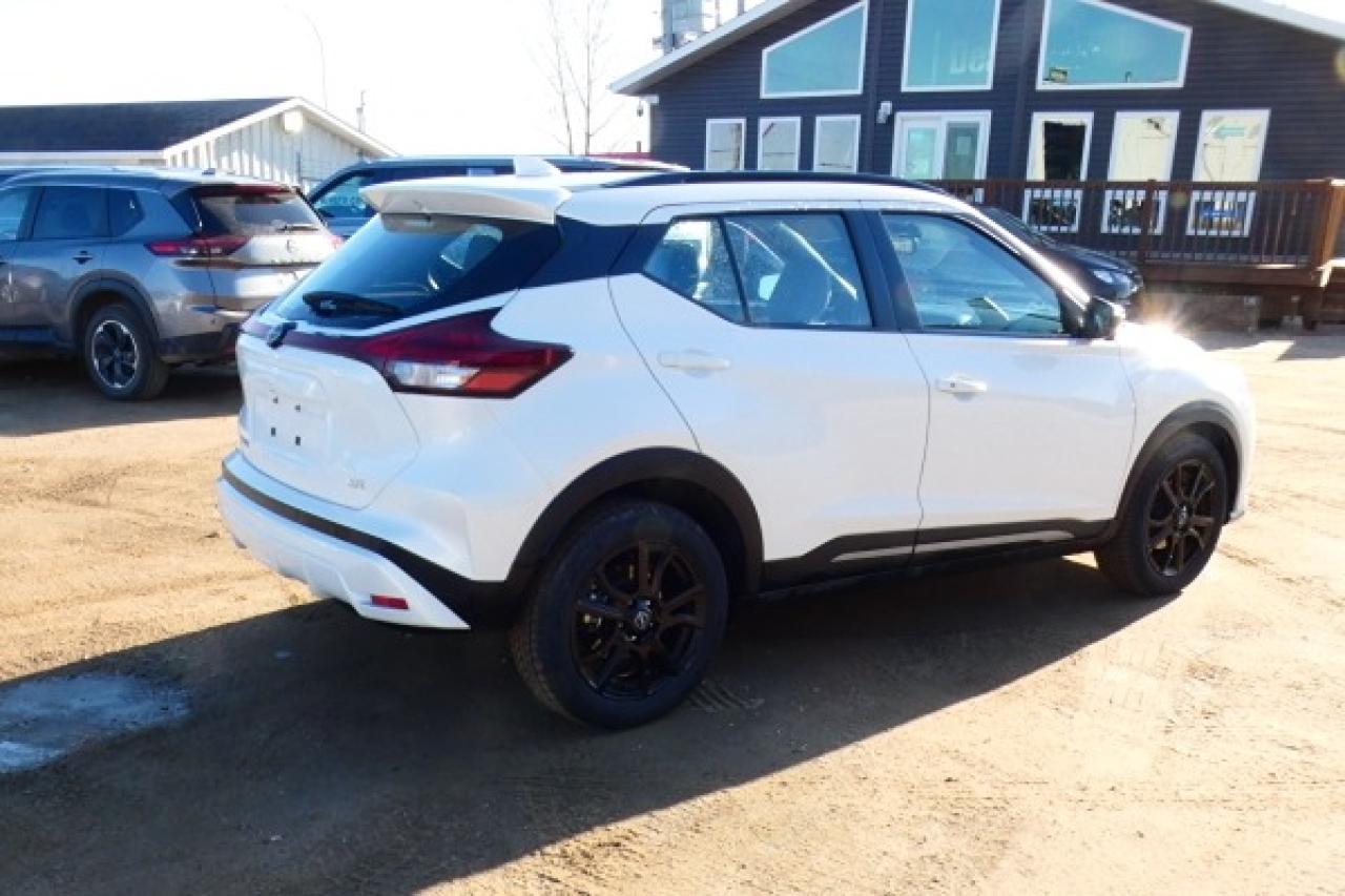 2024 Nissan Kicks SR FWD w/Htd Leather, BUC - Photo #6