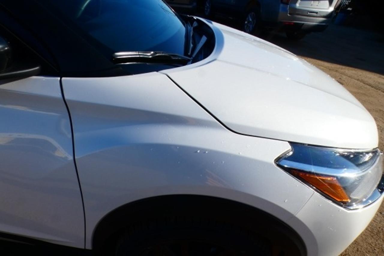 2024 Nissan Kicks SR FWD w/Htd Leather, BUC - Photo #29