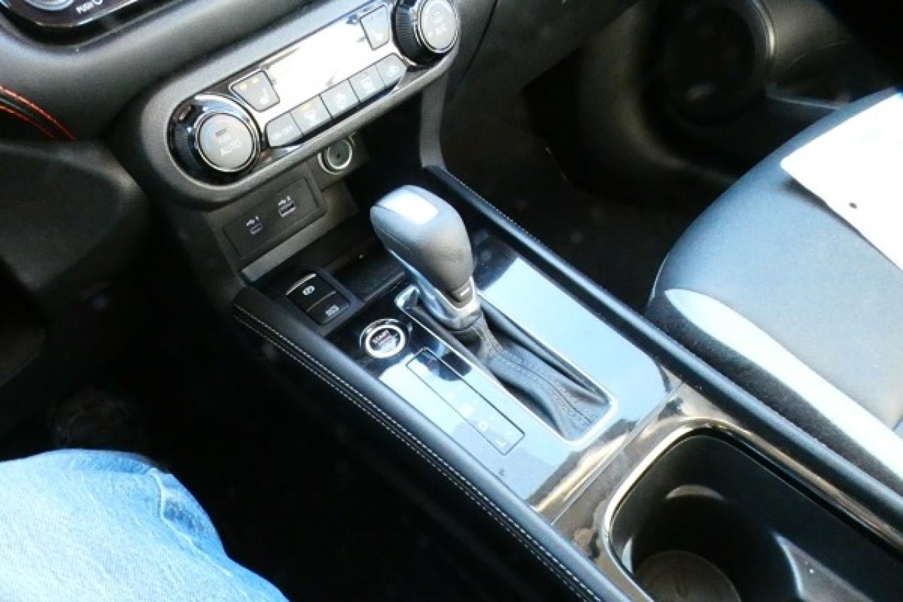 2024 Nissan Kicks SR FWD w/Htd Leather, BUC - Photo #16