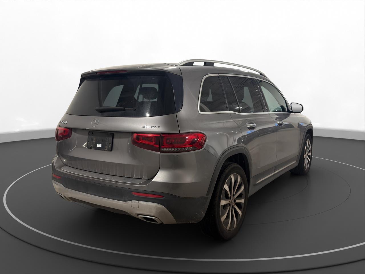 2020 Mercedes-Benz GLB GLB 250 | 7 PASSENGER Photo