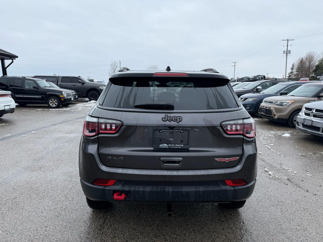 2020 Jeep Compass Trailhawk Photo