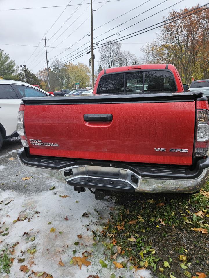 2014 Toyota Tacoma  - Photo #3