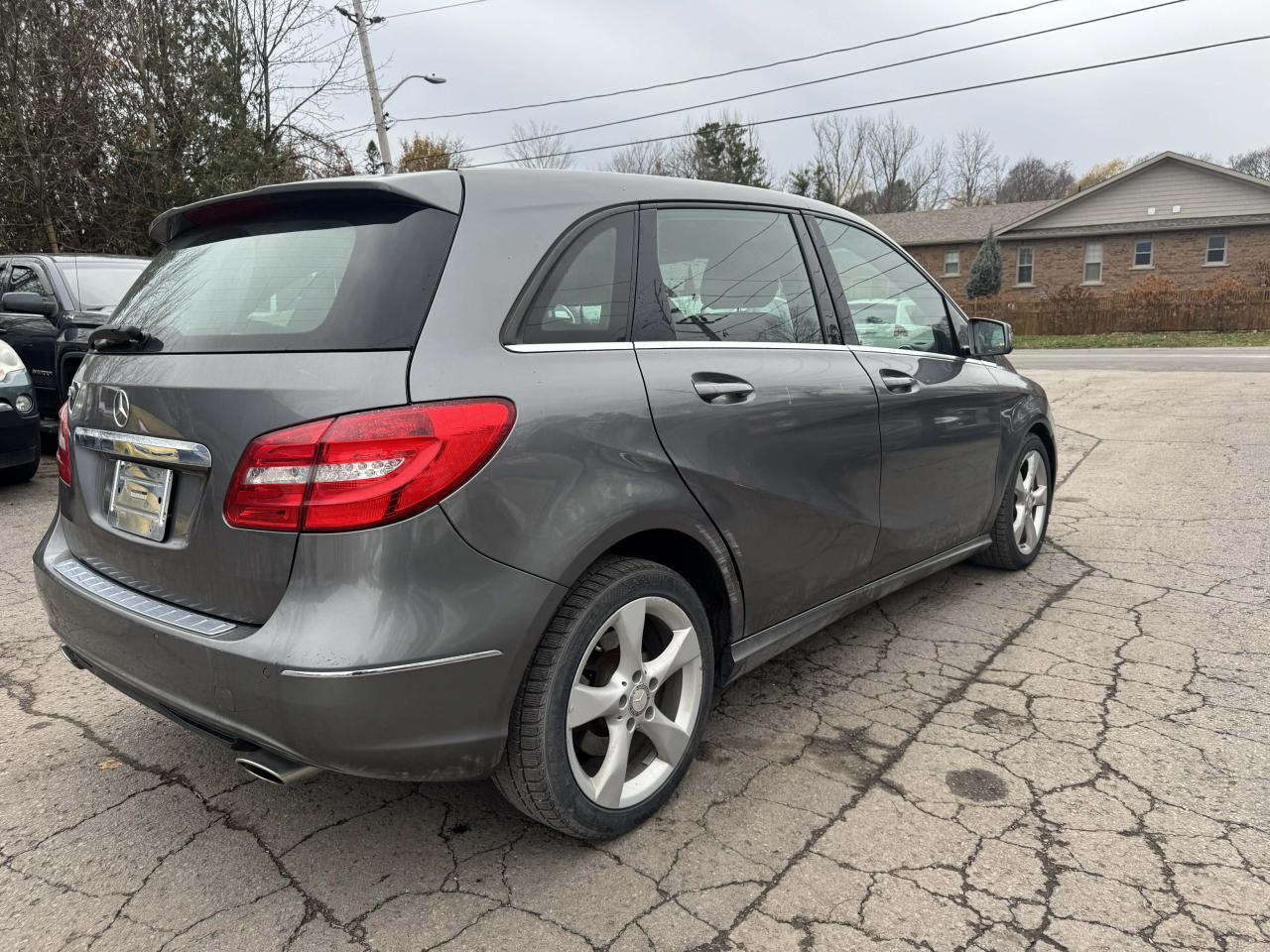 2013 Mercedes-Benz B-Class B 250 Sports Tourer Photo4