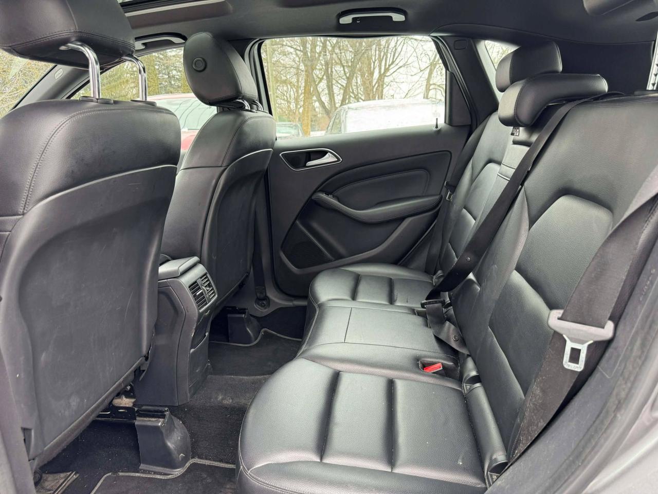 2013 Mercedes-Benz B-Class B 250 Sports Tourer Photo