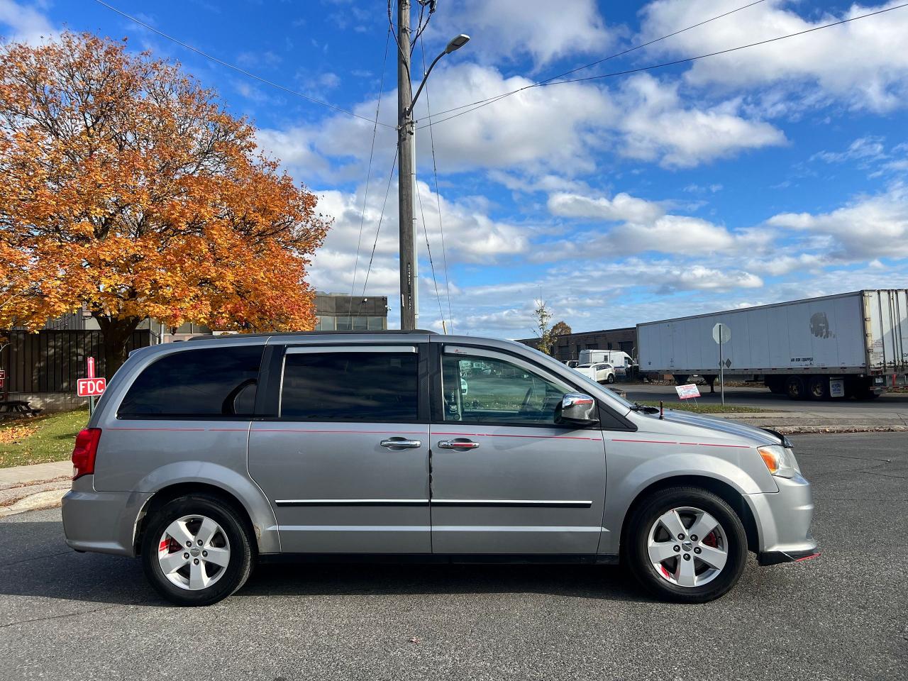 2014 Dodge Grand Caravan SE - Photo #15
