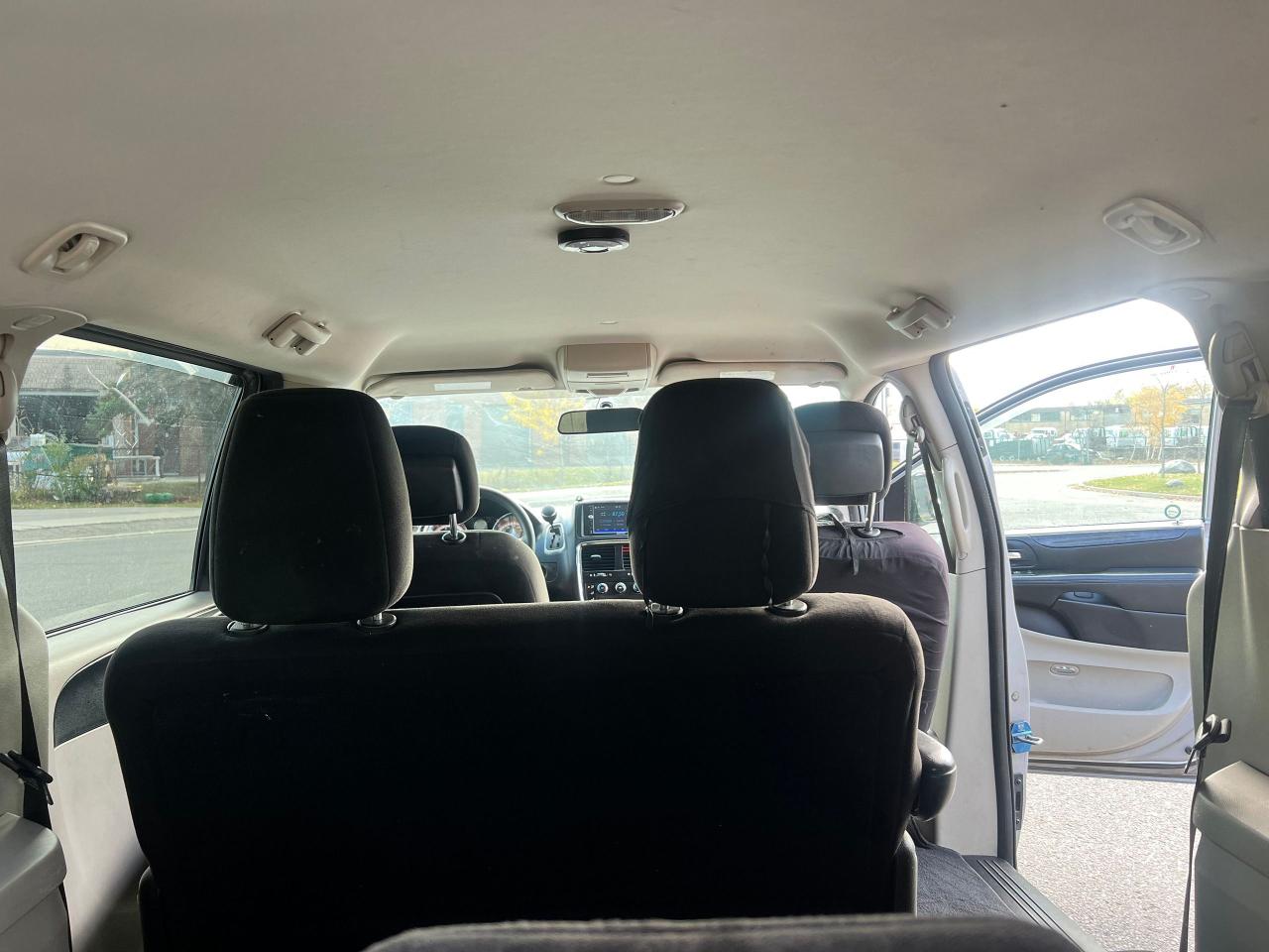 2014 Dodge Grand Caravan SE - Photo #20