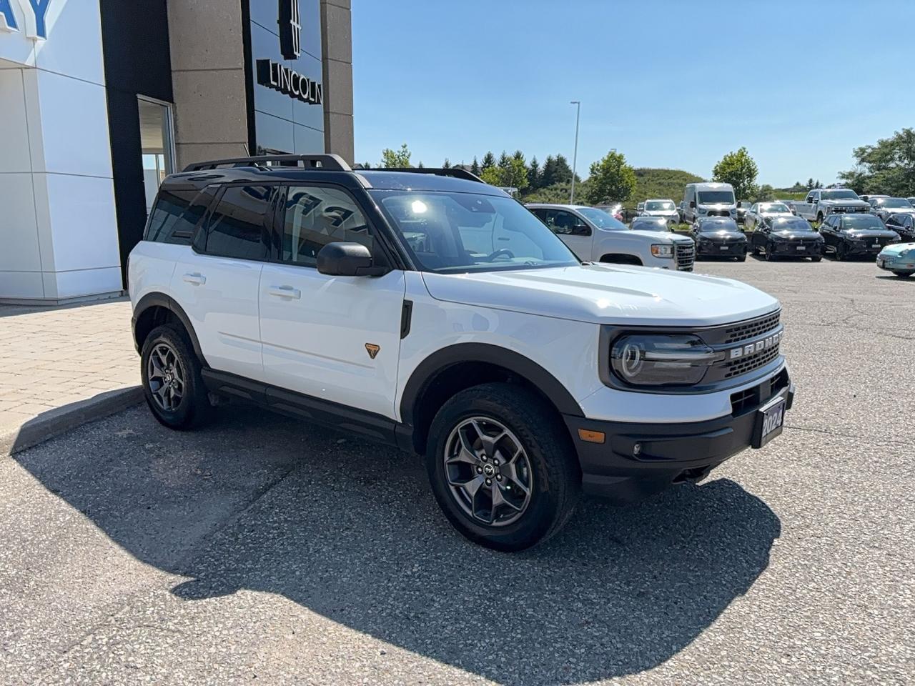 2024 Ford Bronco Sport PREMIUM PACKAGE!  PREVIOUS DEMO! COPILOT! HITCH! Photo2