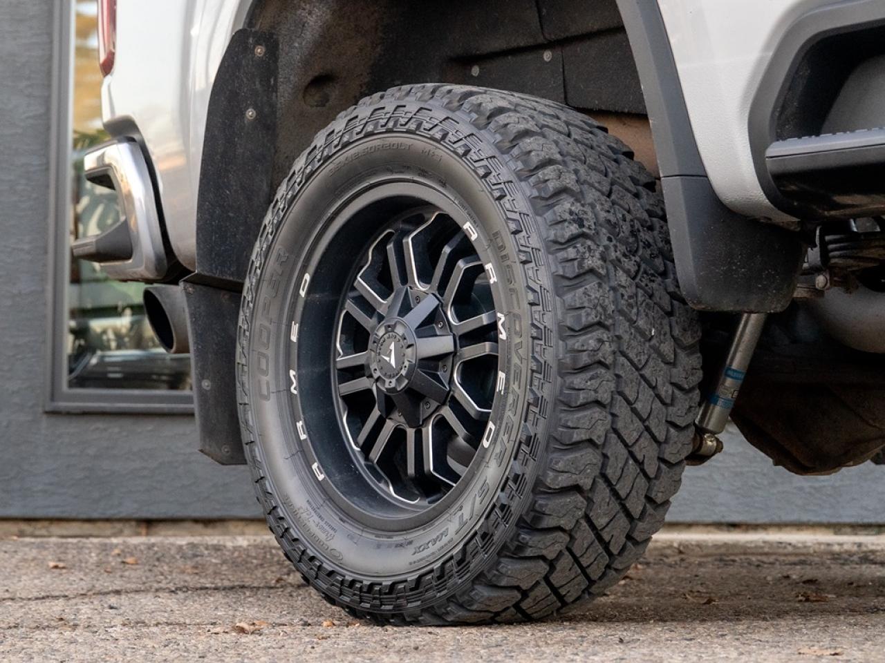 2021 Chevrolet Silverado 2500 LT 4X4   LIFT/RIMS/TIRES Photo3