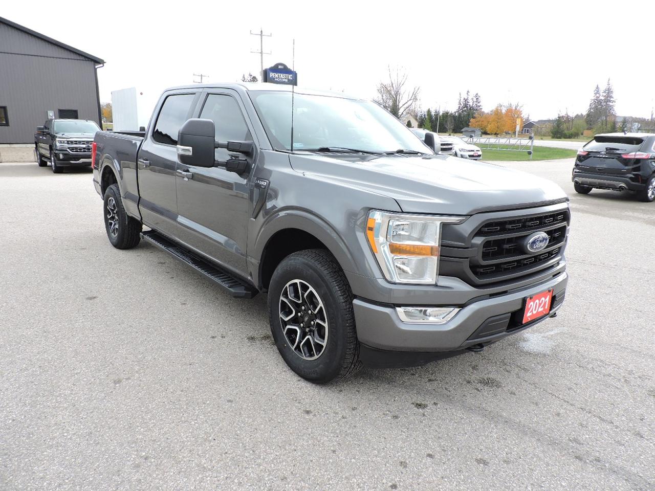 Used 2021 Ford F-150 XLT/Sport 3.5L 4X4 6 1/2-Foot Box New Tires for sale in Gorrie, ON