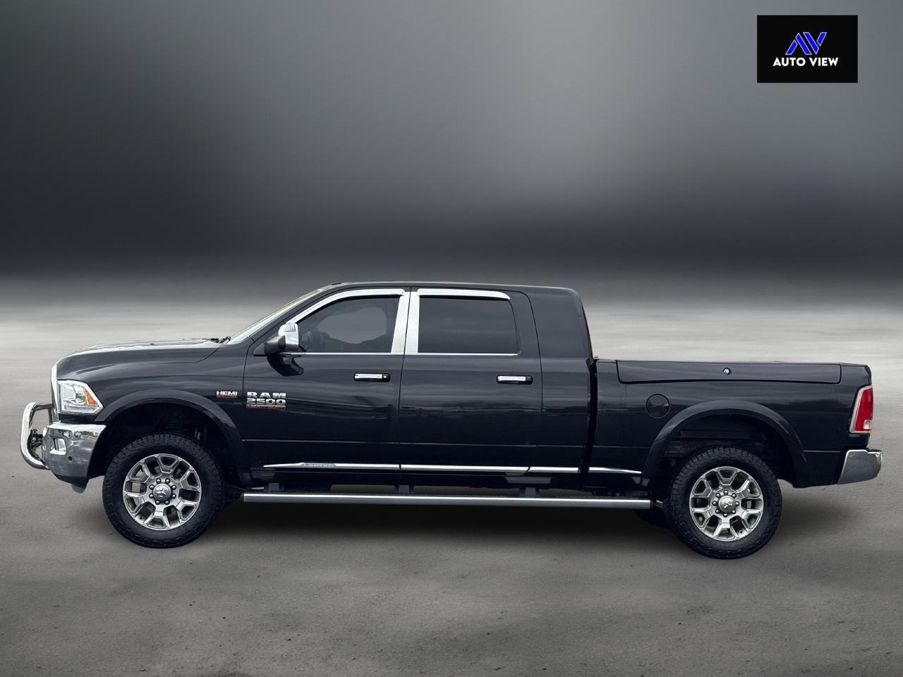 2017 RAM 2500 Limited **FULLY LOADED** - Photo #9