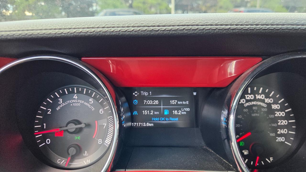 2017 Ford Mustang V6 - Photo #15