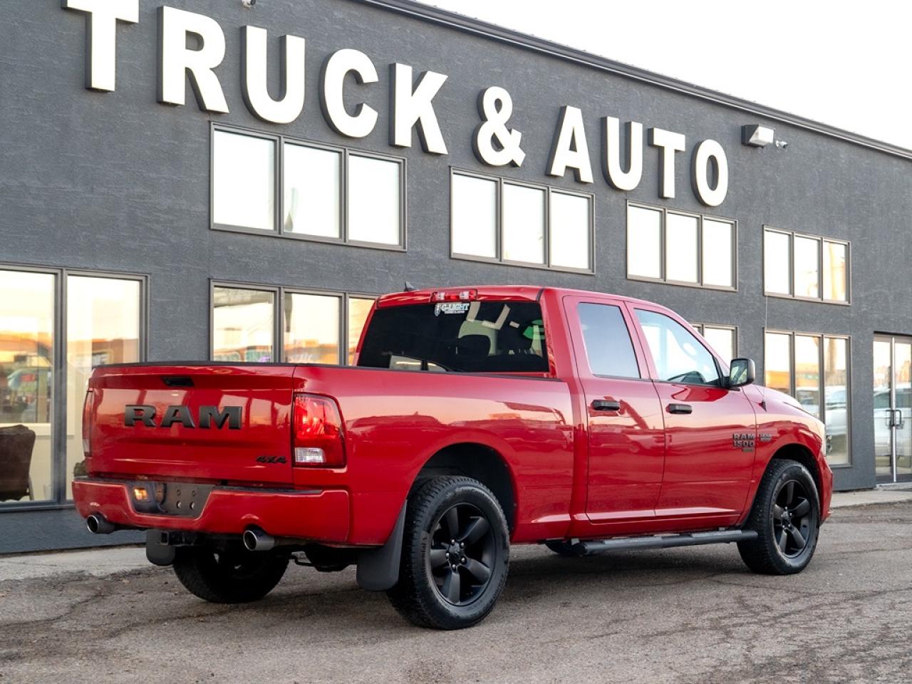 2021 RAM 1500 Classic Express 4x4 Quad Cab Photo5