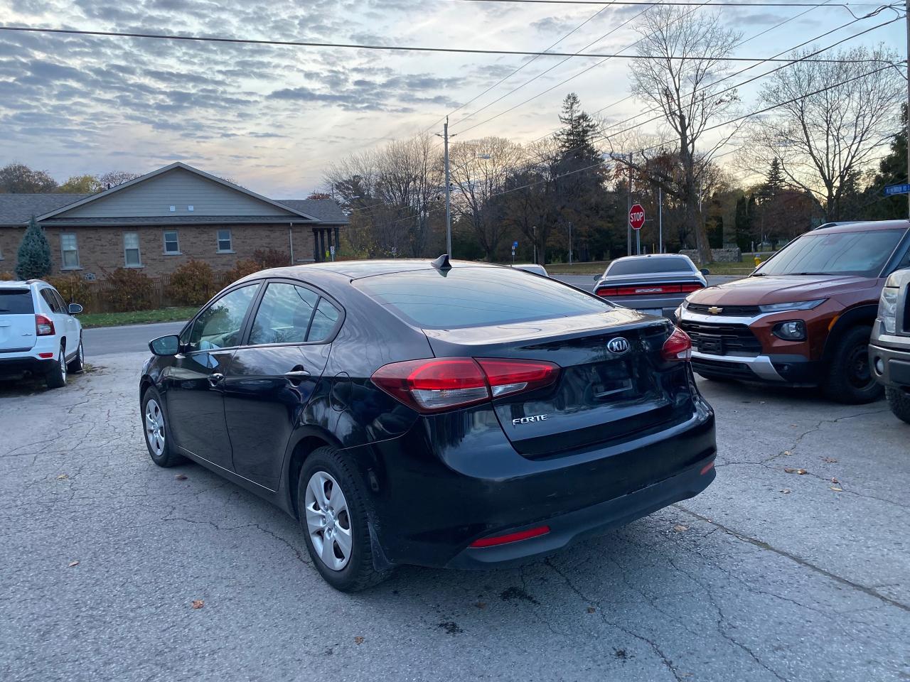 2018 Kia Forte LX - Photo #7