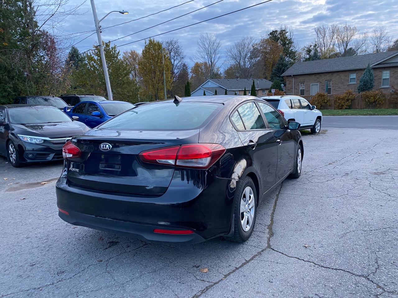 2018 Kia Forte LX - Photo #3