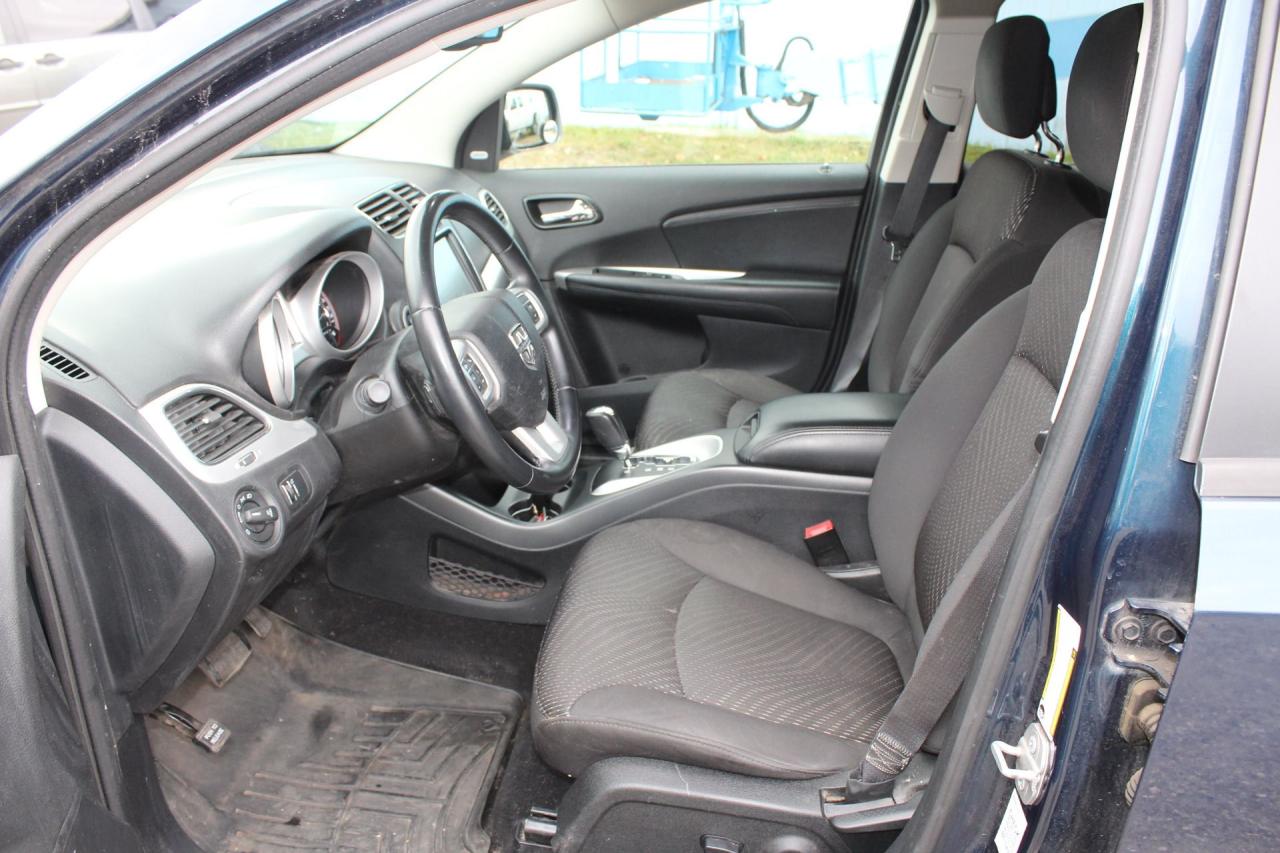 2015 Dodge Journey SXT Photo4