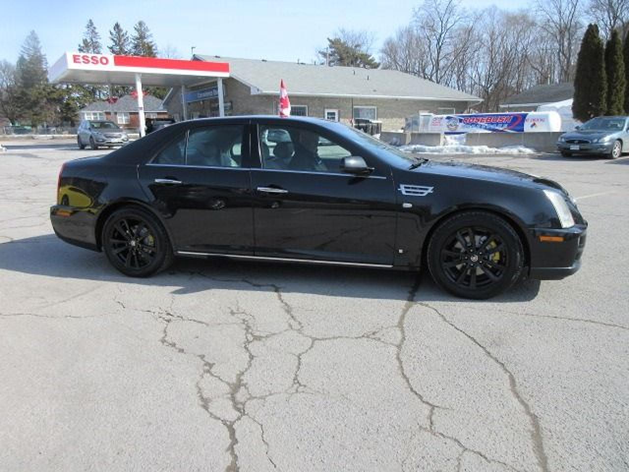 2009 Cadillac STS RWD w/1SB - Photo #3