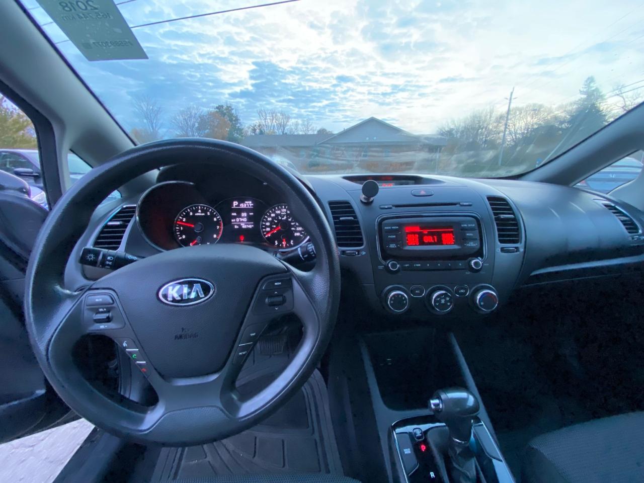 2018 Kia Forte LX - Photo #9