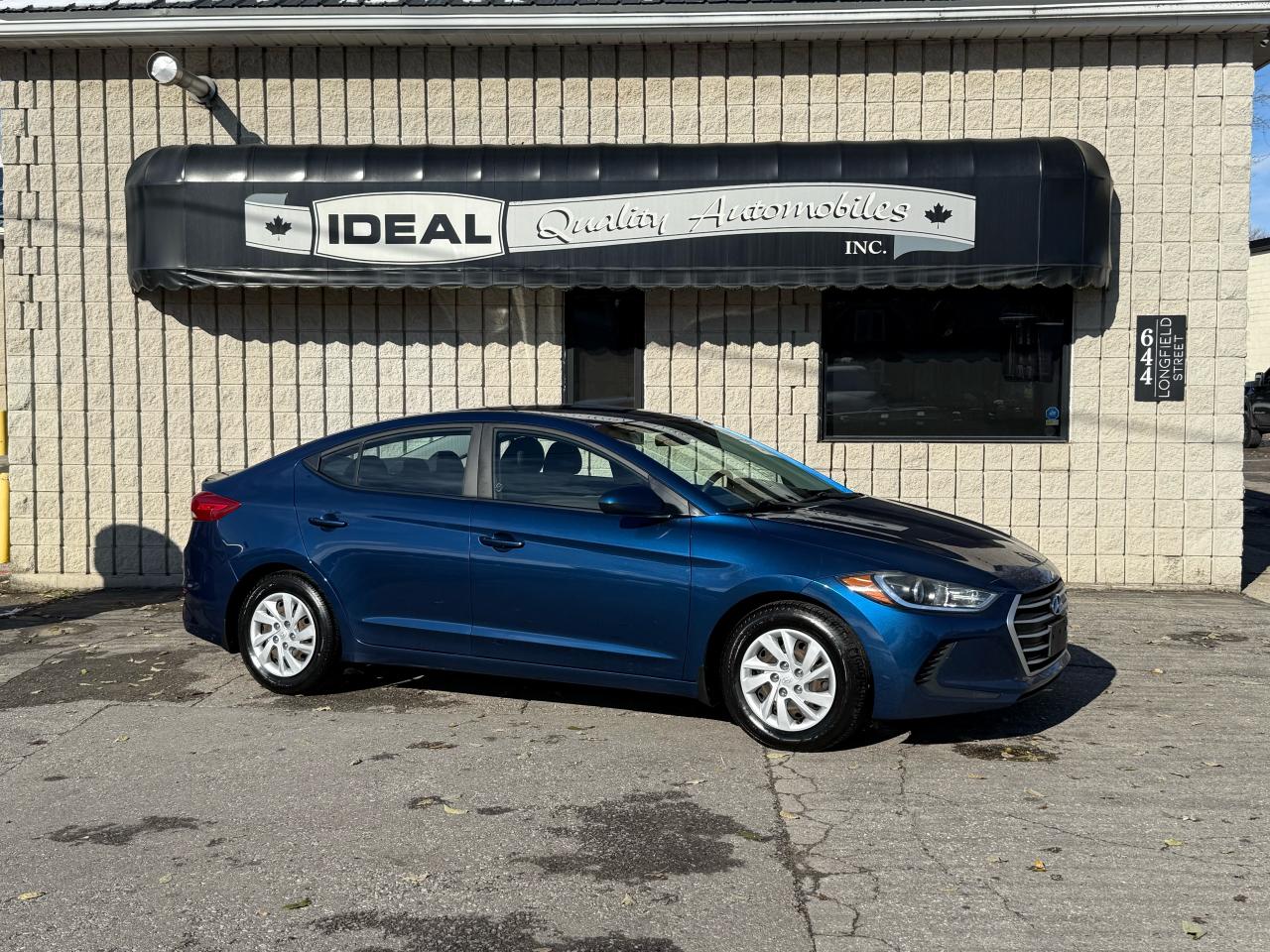 Used 2017 Hyundai Elantra LE for sale in Mount Brydges, ON