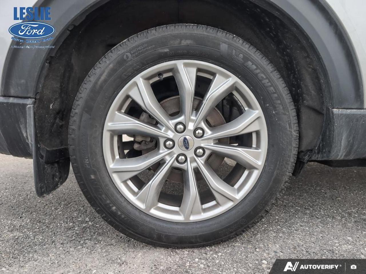 2022 Ford Explorer Limited 4WD Photo