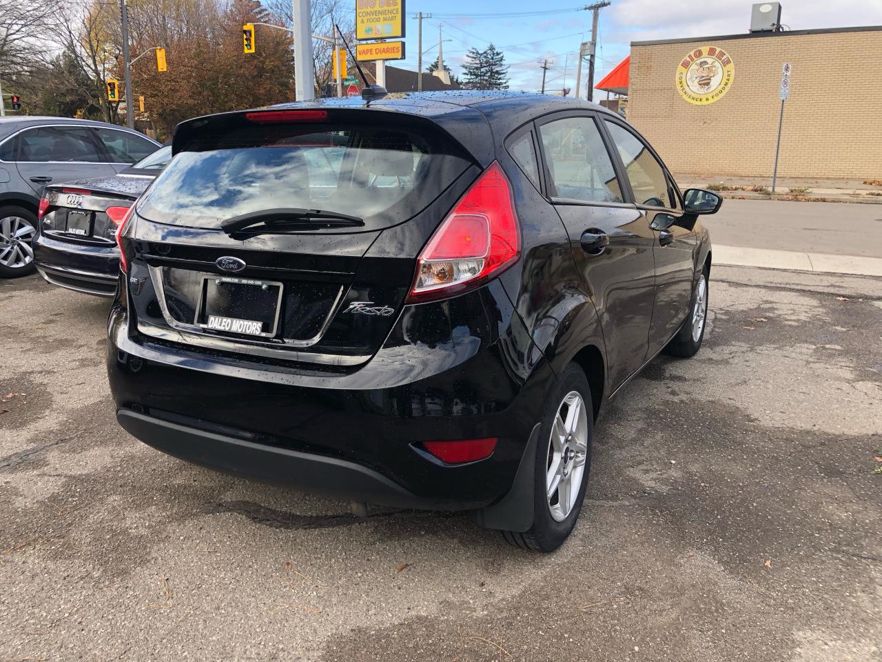 2017 Ford Fiesta SE / H.SEATS / PHONE CONNECTION Photo21