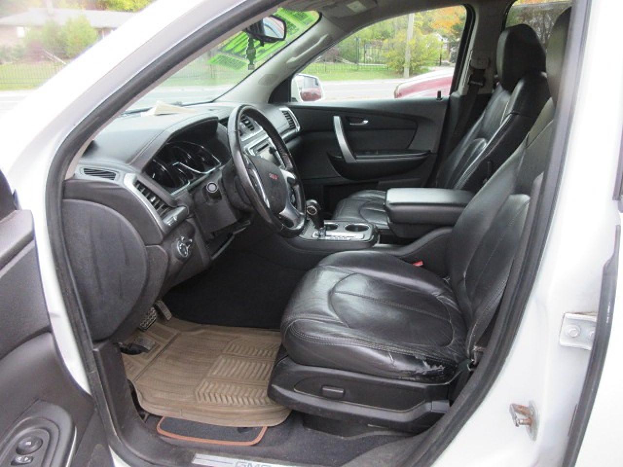 2016 GMC Acadia SLE All Wheel Drive - Photo #8