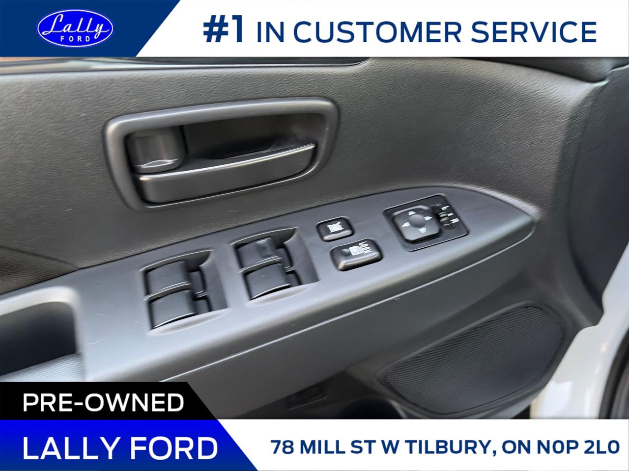 2025 Mitsubishi RVR ES Only 6556 Km’s, Local Trade!! Photo4