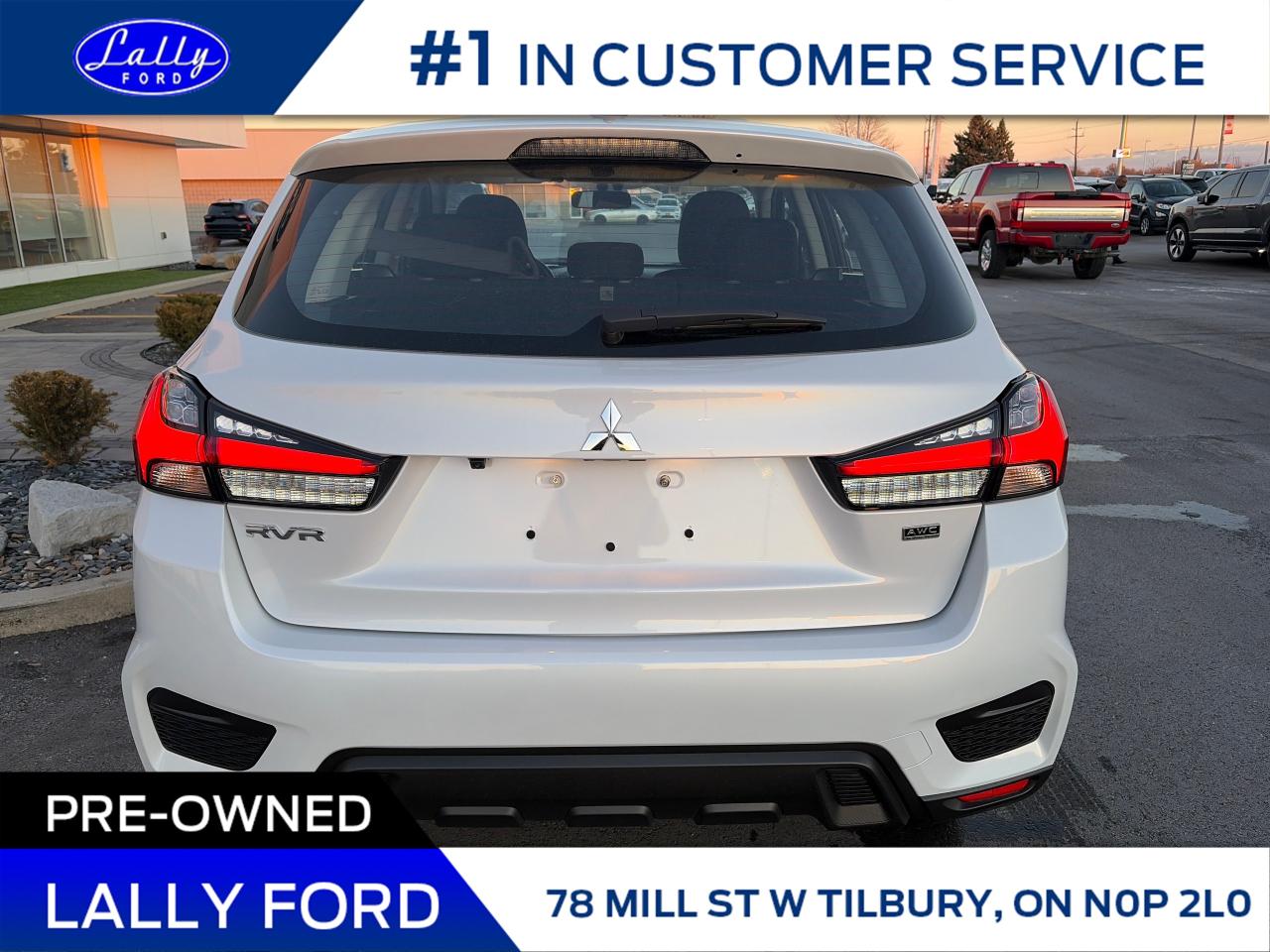 2025 Mitsubishi RVR ES Only 6556 Km’s, Local Trade!! Photo3