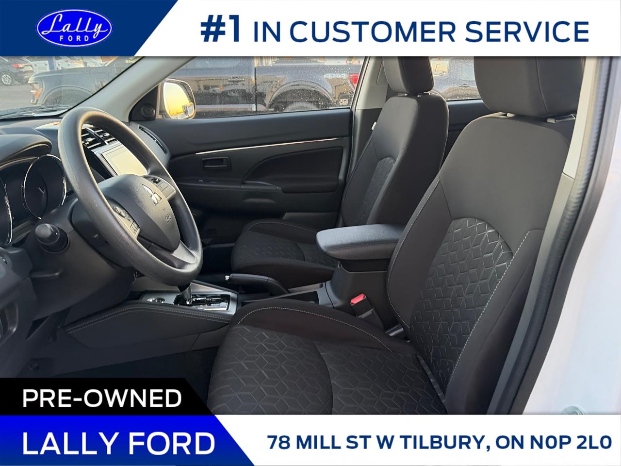 2025 Mitsubishi RVR ES Only 6556 Km’s, Local Trade!! Photo