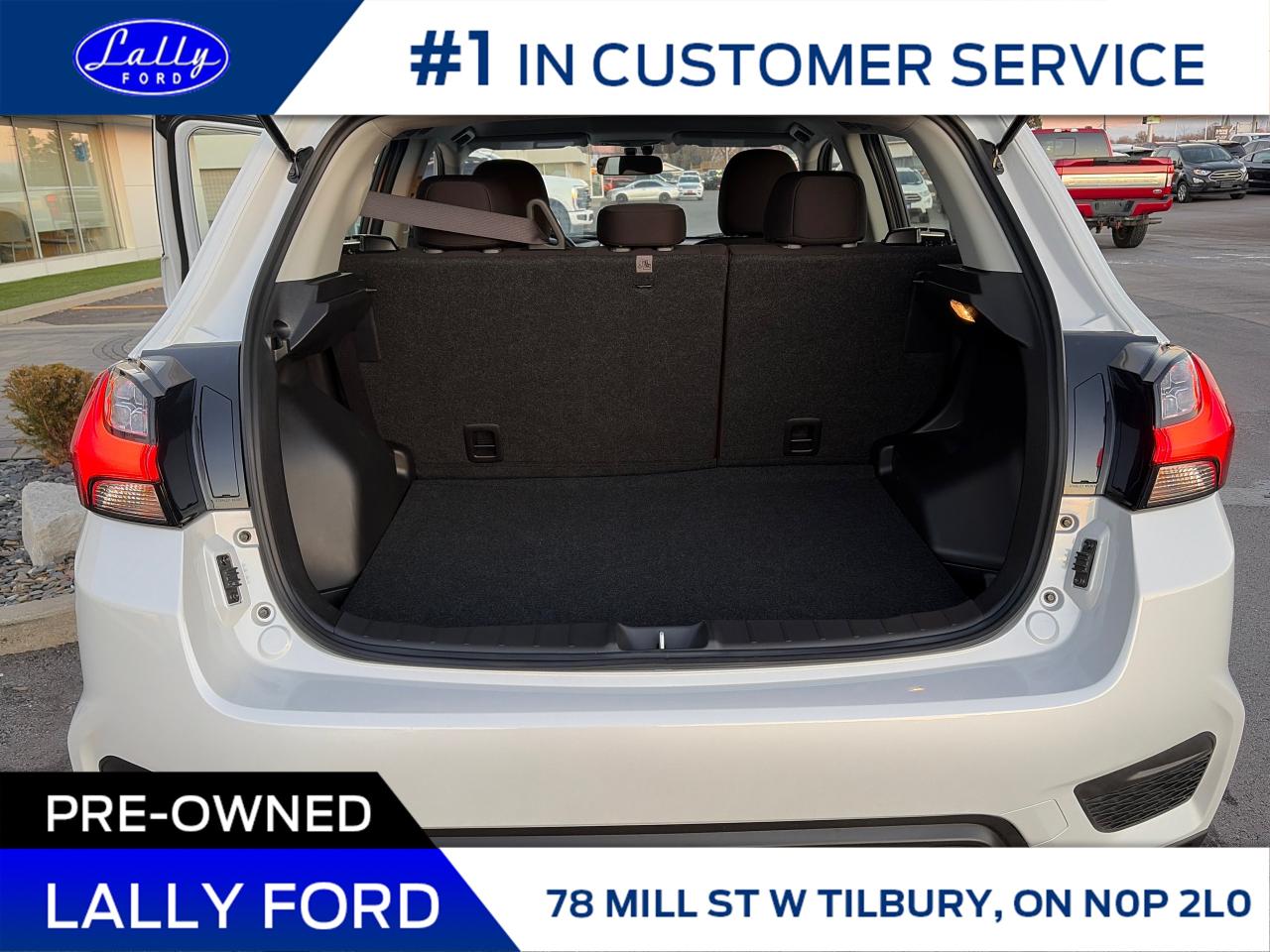 2025 Mitsubishi RVR ES Only 6556 Km’s, Local Trade!! Photo