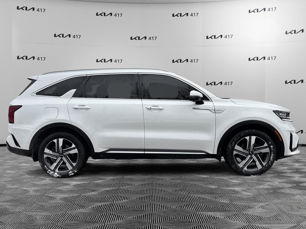 2022 Kia Sorento Plug-In Hybrid PHEV SX AWD Photo