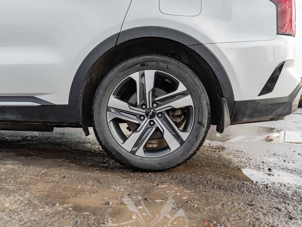 2022 Kia Sorento Plug-In Hybrid PHEV SX AWD Photo