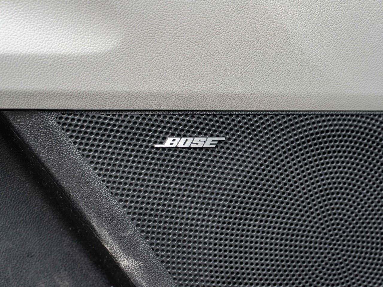 2022 Kia Sorento Plug-In Hybrid PHEV SX AWD Photo